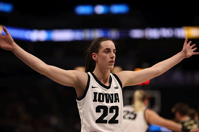 Caitlin Clark: Rising Star in Women’s College Basketball
