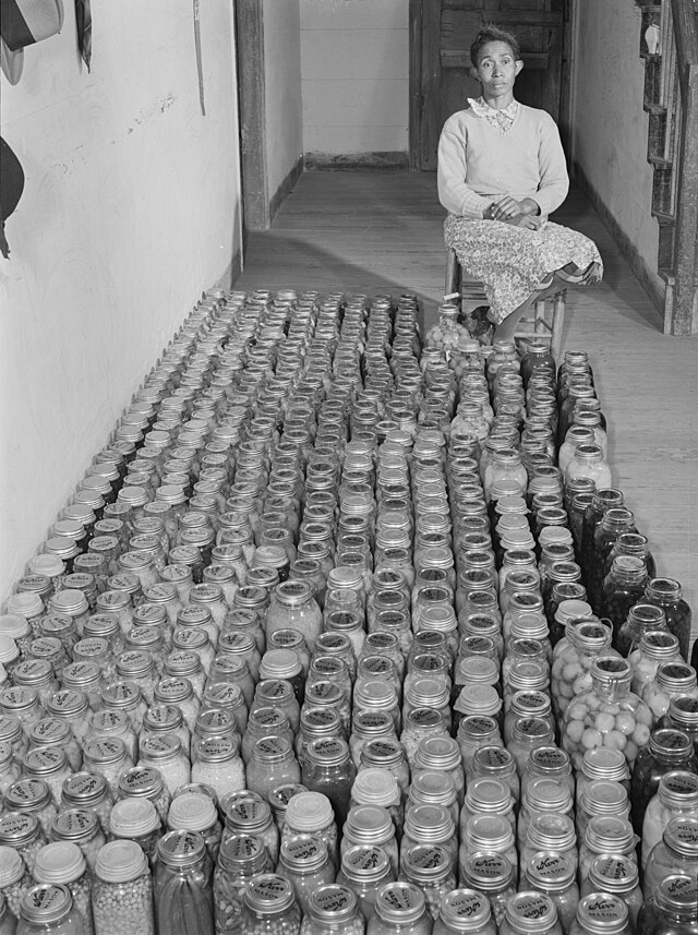 Great Depression: Women’s Resourcefulness in the Kitchen