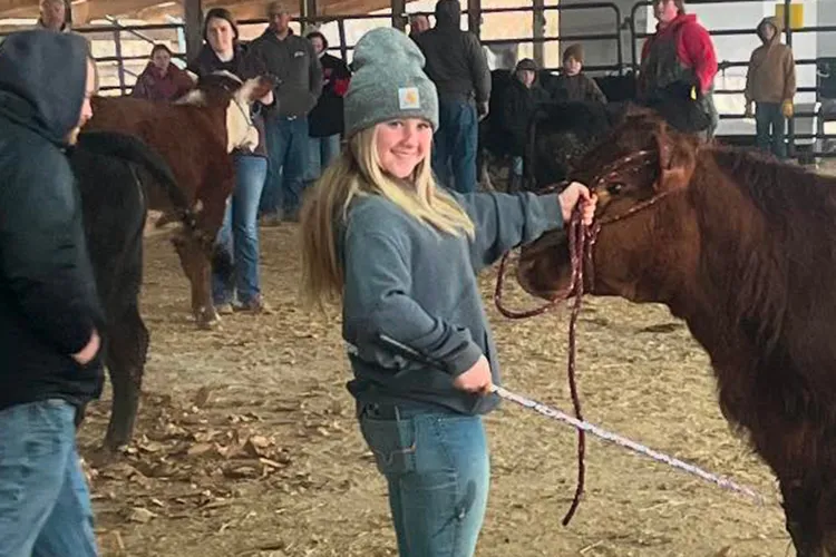 Teen Girl Killed After Dad Fires at Bird