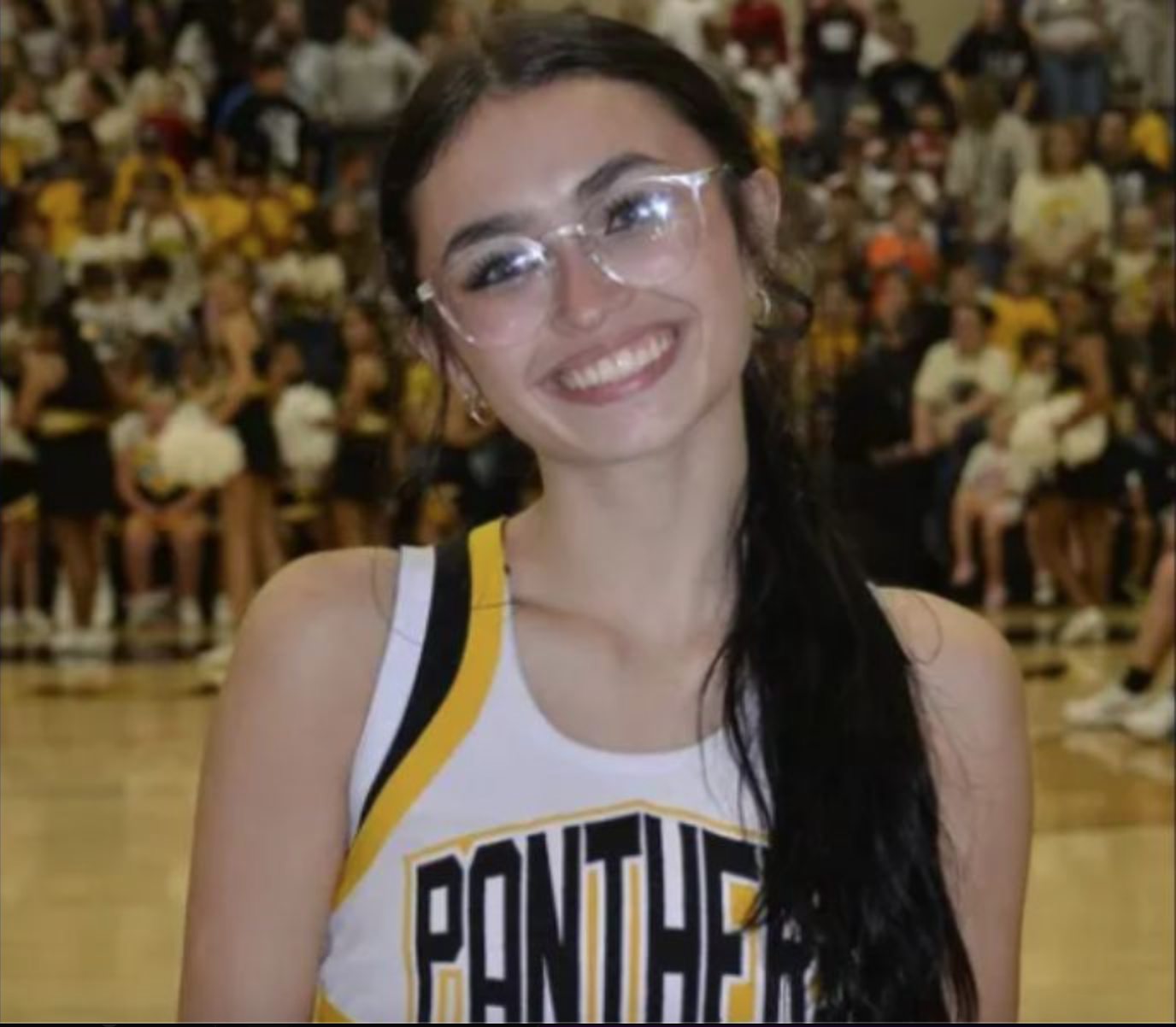 Fight Over Girl Ends in Tragedy: Cheerleader Shot at Alabama Bonfire