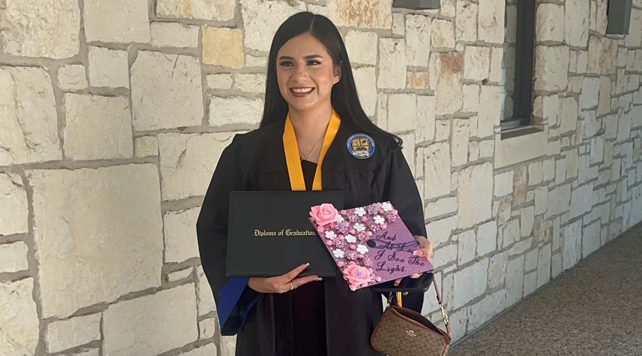 College Freshman Seized at Airport, Deported Before Thanksgiving