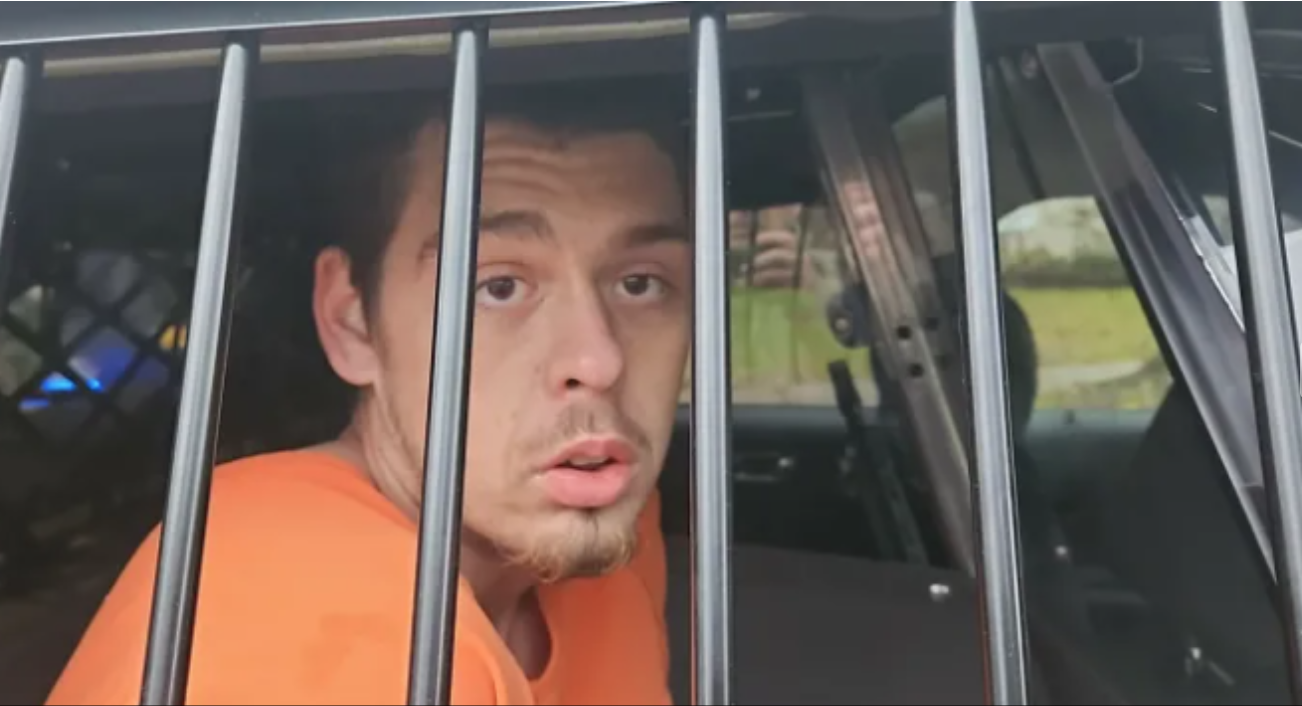Escaped Inmate Found Hiding in Woman’s Car Before Dawn
