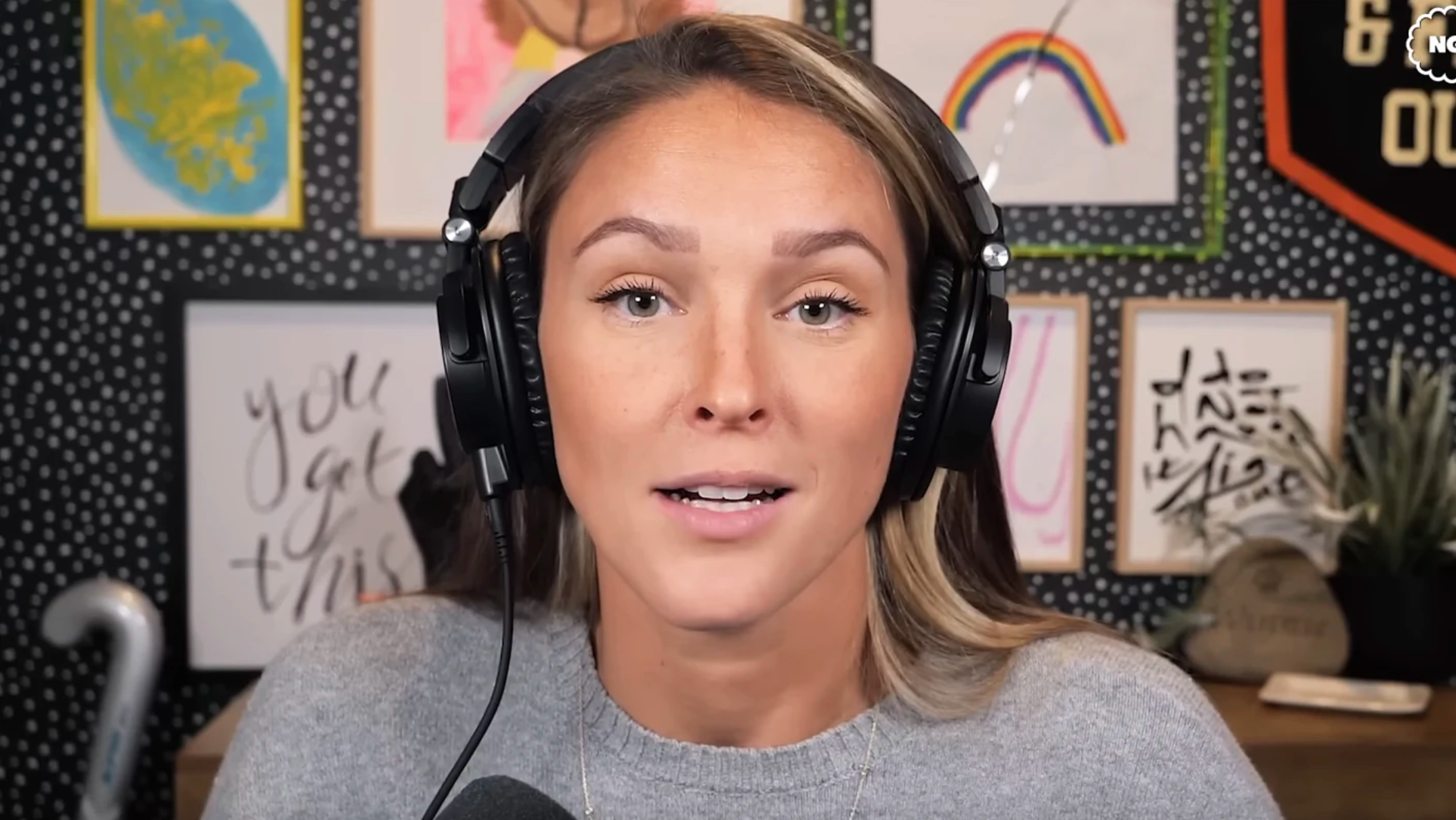 Kylie Kelce Calls Out Travis’s ‘No Arguments’ Claim About Taylor Swift