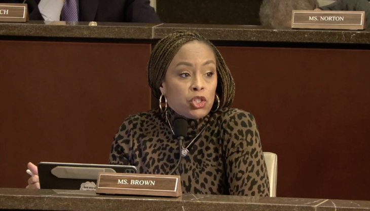 Brown Blasts Oversight Committee for ‘Distraction’ as Epstein Records Stay Hidden