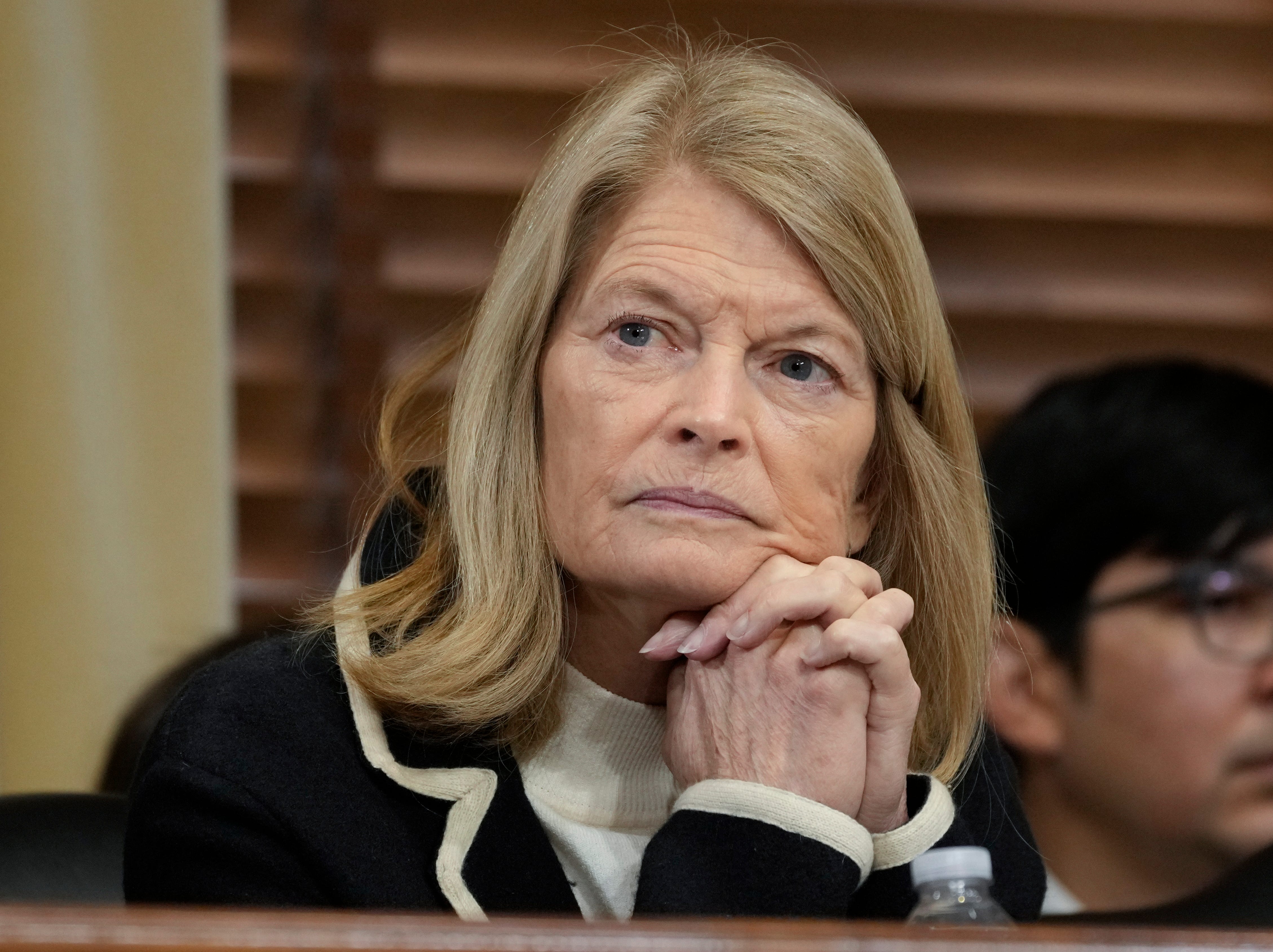 GOP Senator Urges Minnesota Investigators Be Included in ICE Shooting Case