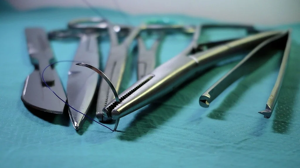 Woman Accused of Impersonating Doctor, Performing Illegal Plastic Surgery
