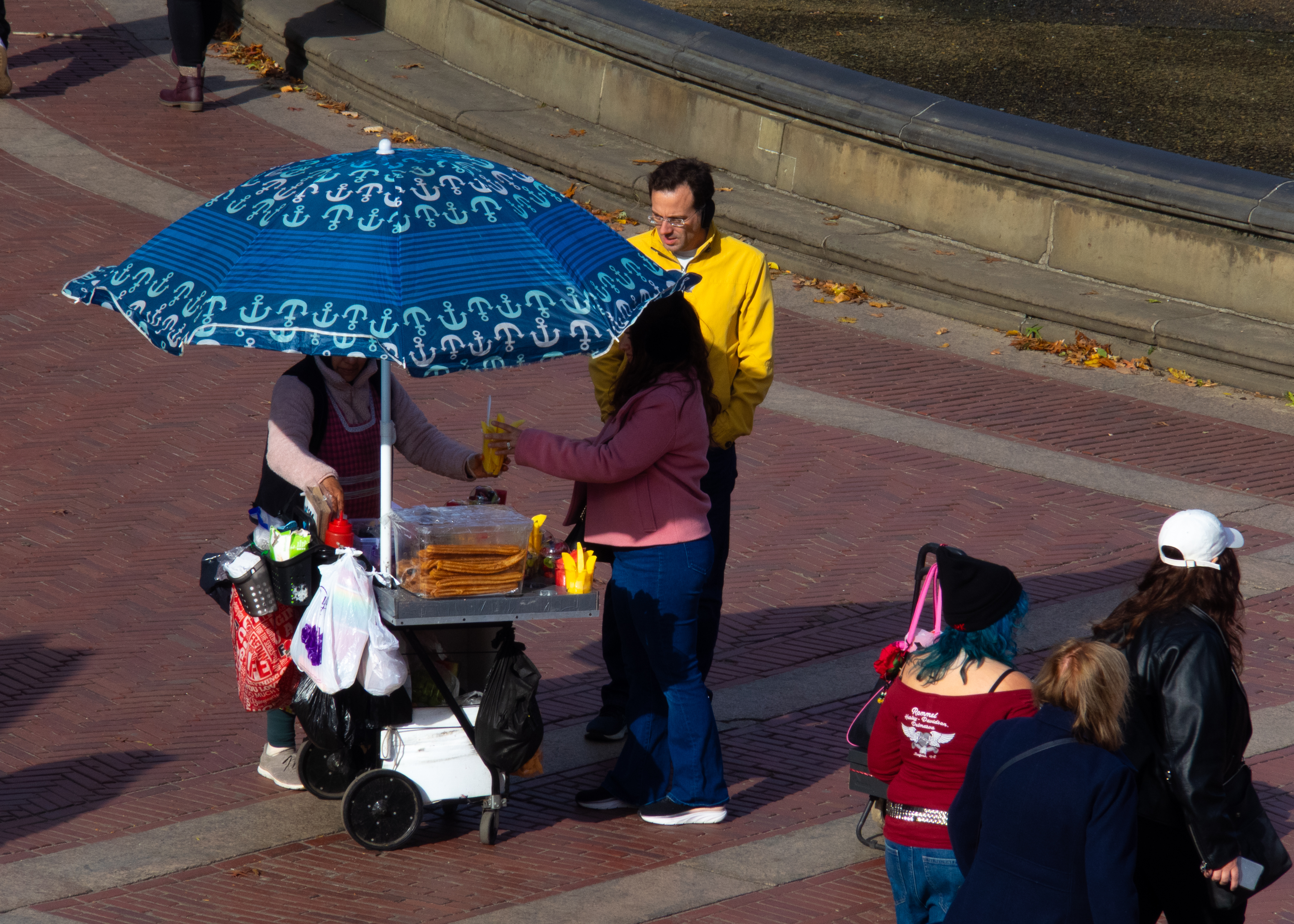 Female Food Vendor Slashes Rival in Central Park Turf Fight