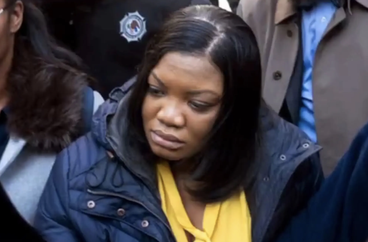 Epstein Jail Guard Googled Him Minutes Before Death