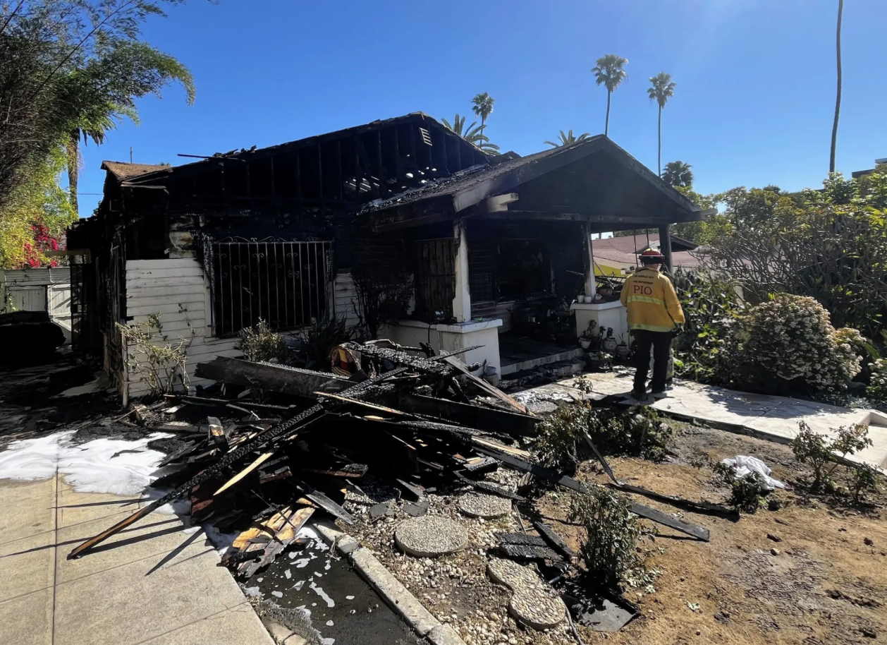 Elderly Woman Ran Into Flames to Save Sister in Deadly Arson