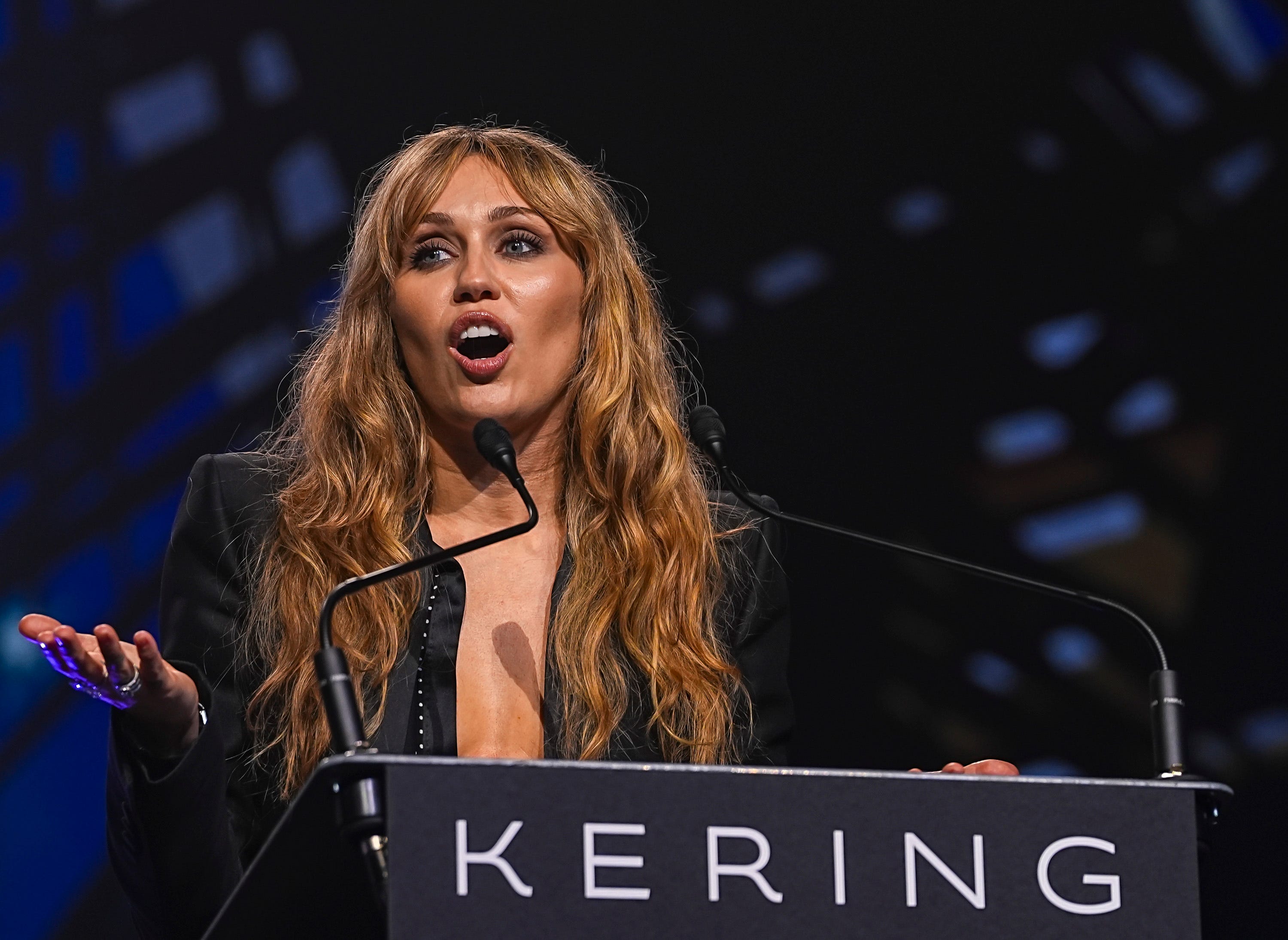 Miley Cyrus Says Neighbor Alex Cooper Is “Kind of Creepy”