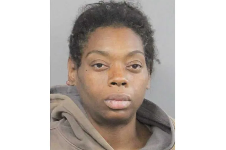 Woman Charged After Baby Found Dead in Waffle House Porta-Potty